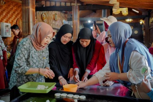 Pawon Mak Jum